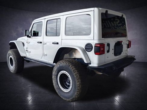 Used 2020 Jeep Wrangler Unlimited Rubicon AWD/4WD image 3