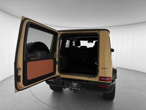 Used 2025 Mercedes-Benz G 63 AMG AMG G 63 image 35