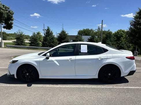Used 2025 Toyota Camry SE w/ Multimedia Upgrade Package FWD image 2
