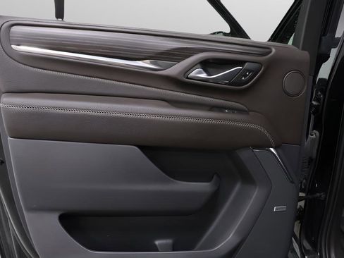 Used 2023 GMC Yukon XL Denali image 27