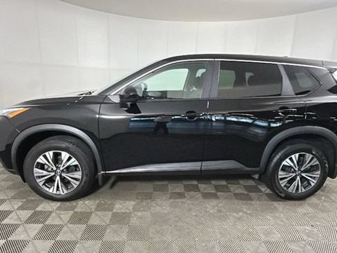 Used 2023 Nissan Rogue SV AWD/4WD image 5