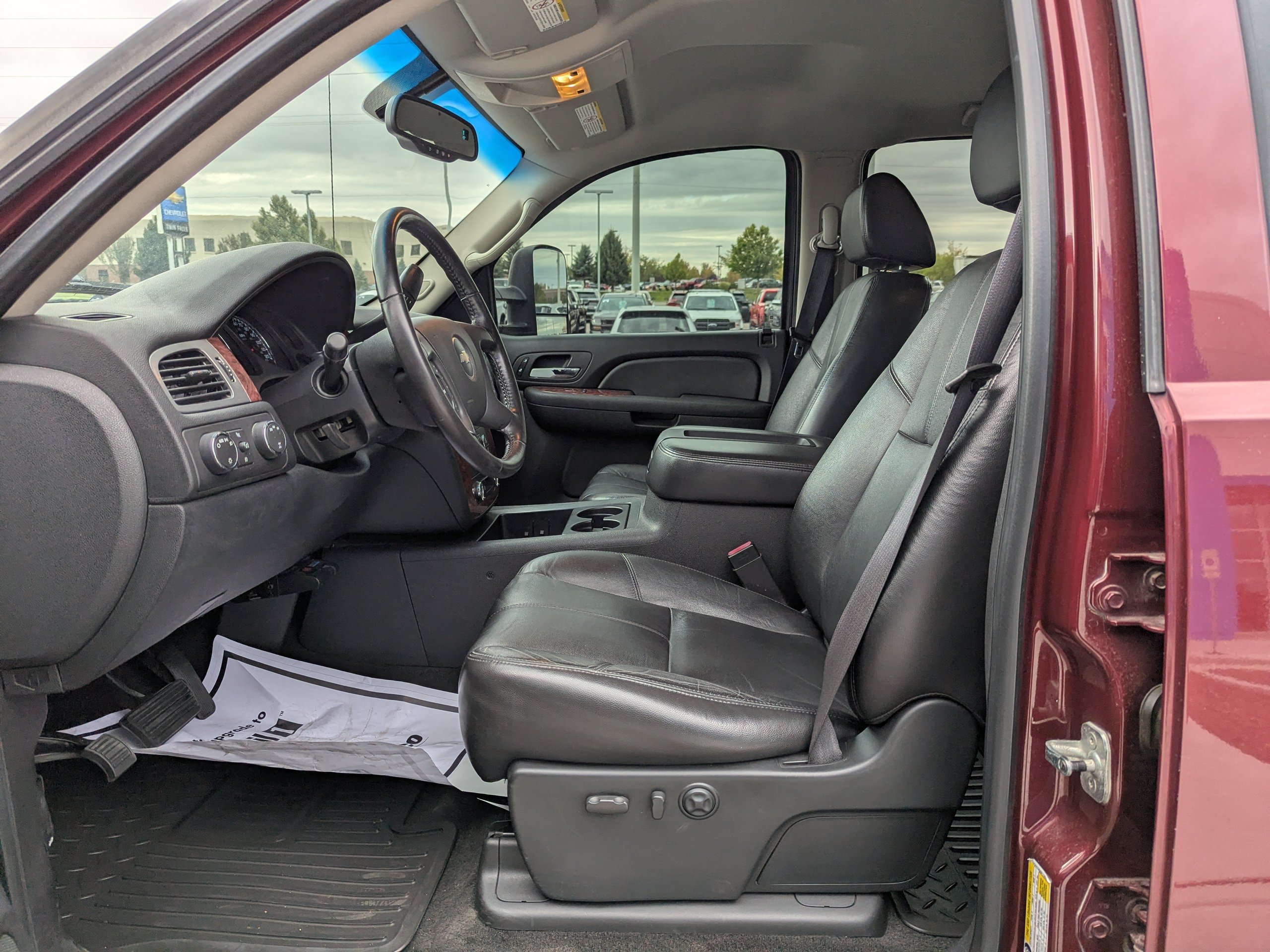 Used 2008 Chevrolet Silverado 2500 LTZ AWD/4WD image 12