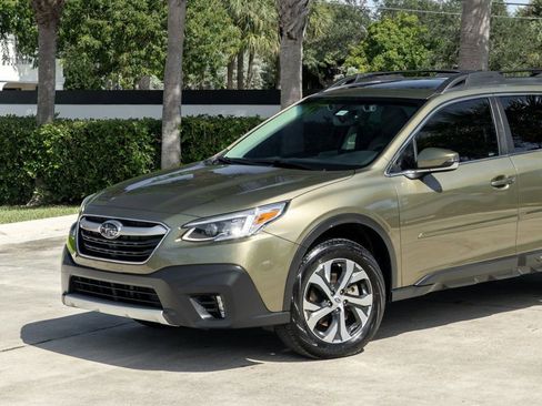 Used 2022 Subaru Outback Limited image 2