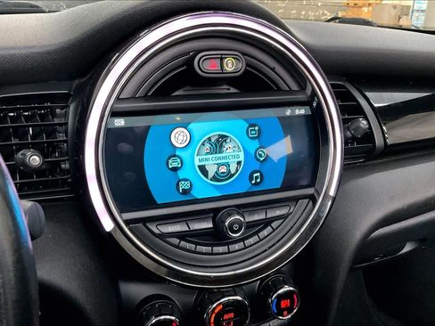 Used 2019 MINI Cooper S w/ Premium Package image 35