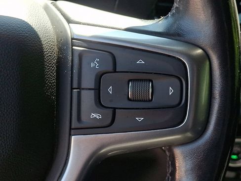Used 2022 Chevrolet Silverado 1500 LT AWD/4WD image 27