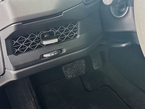 Used 2023 Honda Accord EX image 8