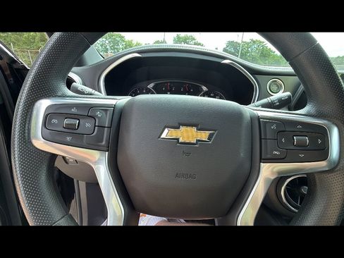 Used 2021 Chevrolet Blazer LT FWD image 12
