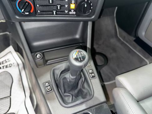 Used 1989 BMW M3 Coupe RWD image 19