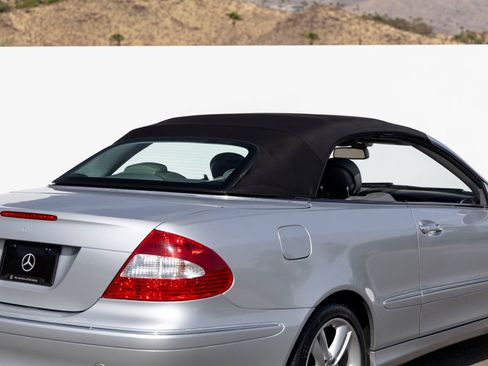 Used 2007 Mercedes-Benz CLK 350 Cabriolet image 8