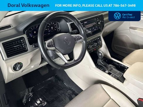 Used 2023 Volkswagen Atlas SE w/ Panoramic Sunroof Package FWD image 13