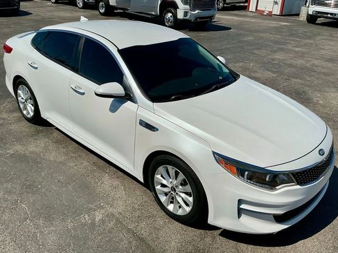 Used 2016 Kia Optima EX FWD image 5