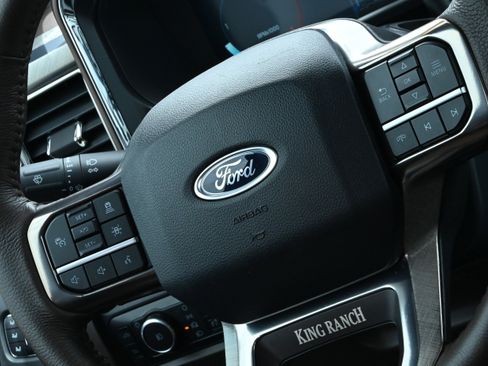Used 2025 Ford F250 King Ranch w/ Chrome Package AWD/4WD image 29