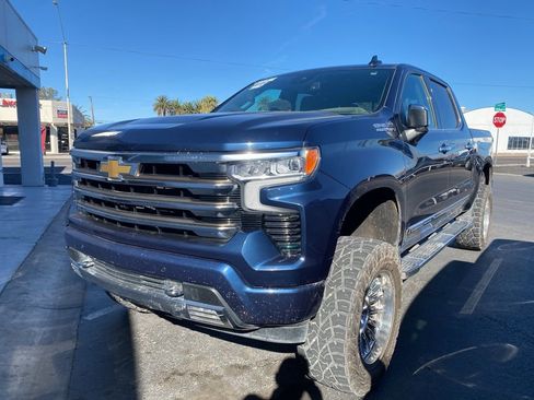 Used 2022 Chevrolet Silverado 1500 High Country image 2