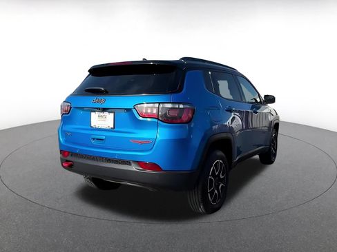 Used 2025 Jeep Compass Trailhawk AWD/4WD image 15