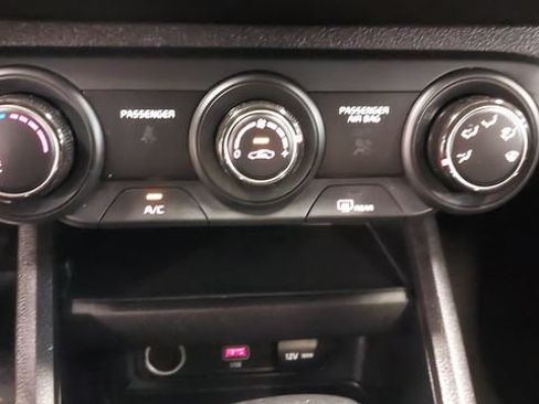 Used 2023 Kia Forte LXS FWD image 29