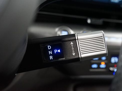 Used 2026 Hyundai Kona Limited FWD image 25