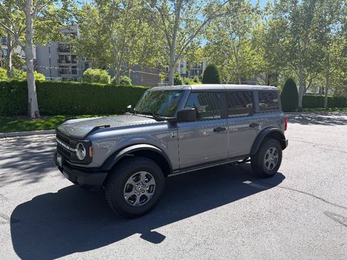 Used 2025 Ford Bronco Big Bend AWD/4WD image 2