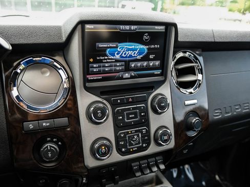 Used 2016 Ford F250 Platinum w/ FX4 Off-Road Package AWD/4WD image 24