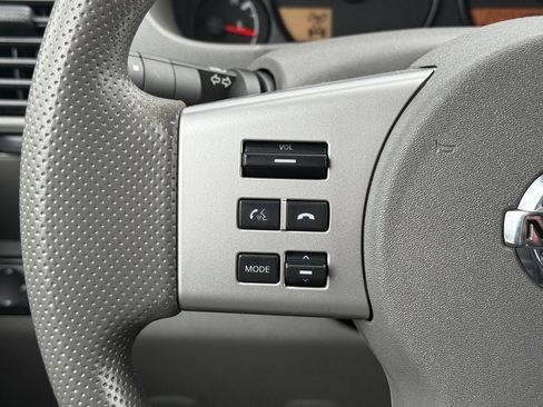 Used 2021 Nissan Frontier SV AWD/4WD image 21