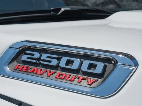 Used 2025 RAM 2500 Limited AWD/4WD image 22