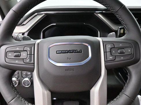 Used 2025 GMC Sierra 1500 Denali AWD/4WD image 17