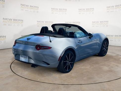 New 2026 MAZDA MX-5 Miata Grand Touring RWD image 5