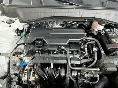 Used 2025 Hyundai Kona SEL FWD image 34