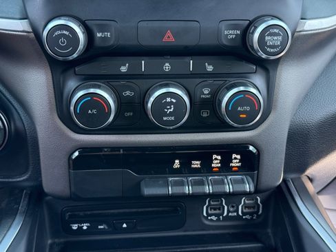 Used 2019 RAM 1500 Big Horn AWD/4WD image 16
