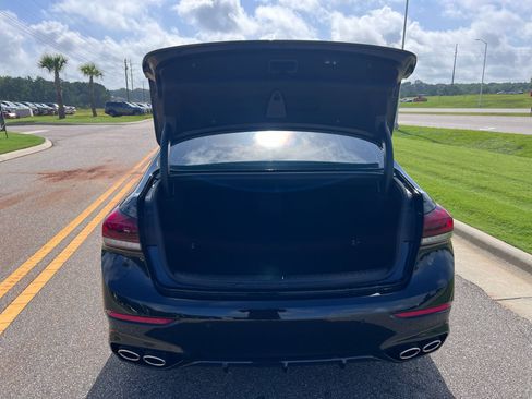 Used 2018 Genesis G80 3.3T Sport RWD image 8