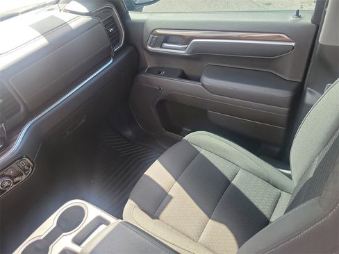 Used 2022 Chevrolet Silverado 1500 LT image 16