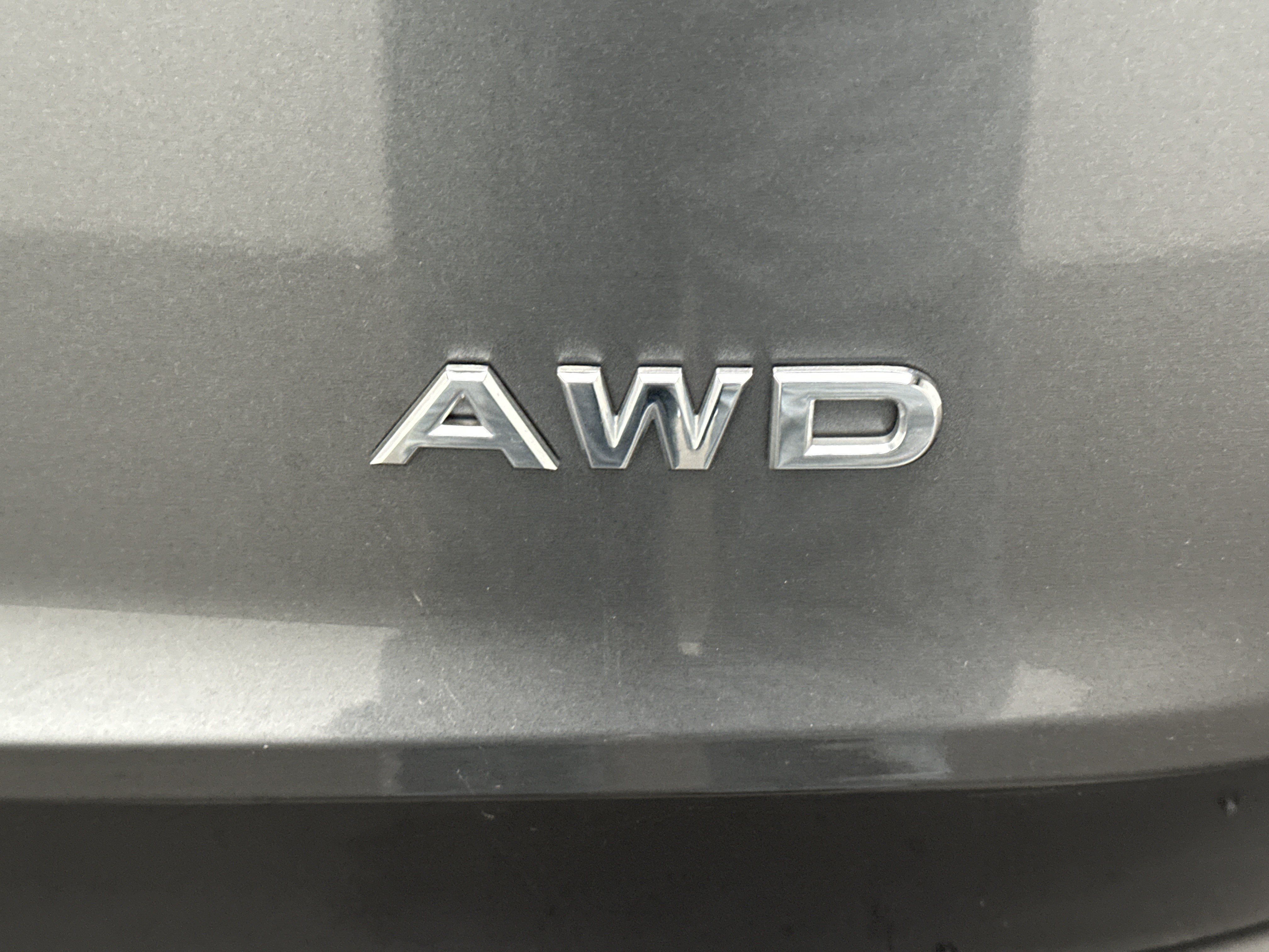 Used 2023 Nissan Rogue S AWD/4WD image 13