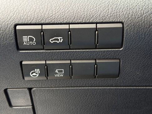 Certified 2022 Lexus RX 350L Premium w/ Premium Package AWD/4WD image 36