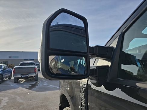 Used 2025 Ford F350 Lariat w/ Lariat Ultimate Package image 6