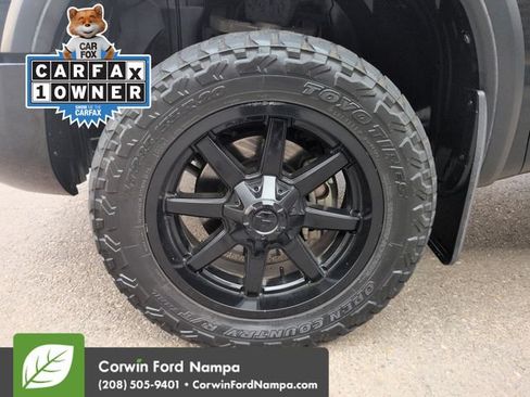 Used 2021 Nissan Titan PRO-4X w/ Pro-4x Convenience Package AWD/4WD image 33