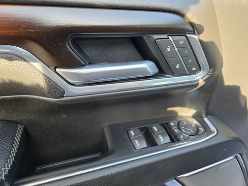 Used 2025 GMC Sierra 2500 Denali image 35