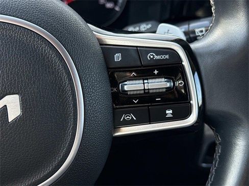 Used 2023 Kia Sorento EX image 23