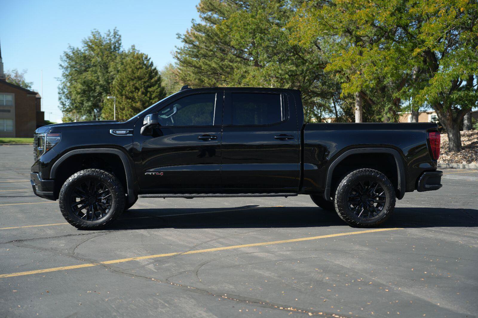 Used 2026 GMC Sierra 1500 AT4 w/ AT4 Premium Package AWD/4WD image 2
