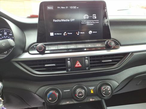 Used 2022 Kia Forte LXS image 21
