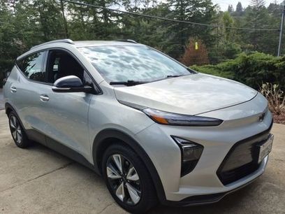 Used 2022 Chevrolet Bolt EUV LT w/ Convenience Package