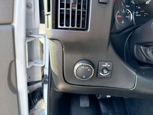 Certified 2023 GMC Savana 2500 Base w/ Driver Convenience Package image 17