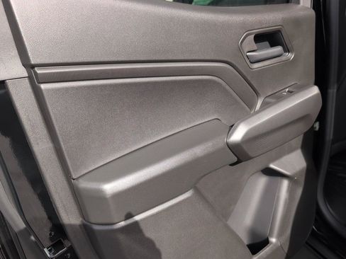 New 2026 Chevrolet Colorado Trail Boss AWD/4WD image 32
