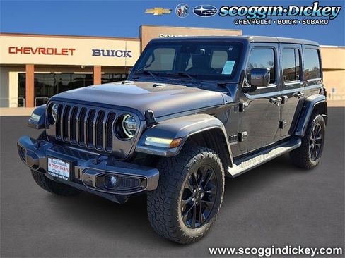 Used 2021 Jeep Wrangler Unlimited Sahara image 1