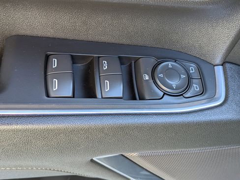 Used 2024 GMC Sierra 2500 SLE image 14