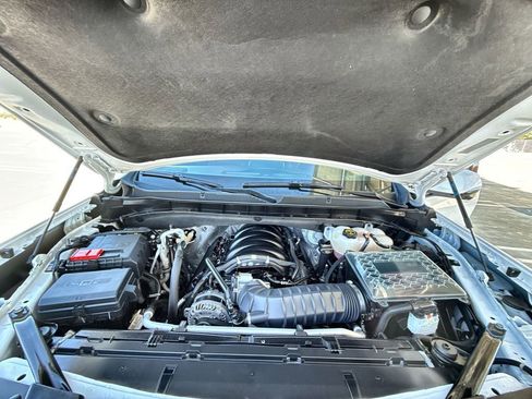 Used 2024 Chevrolet Tahoe RST w/ RST Performance Edition image 30