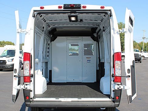 Used 2024 RAM ProMaster 1500 w/ Quick Order Package 22G SLT image 2