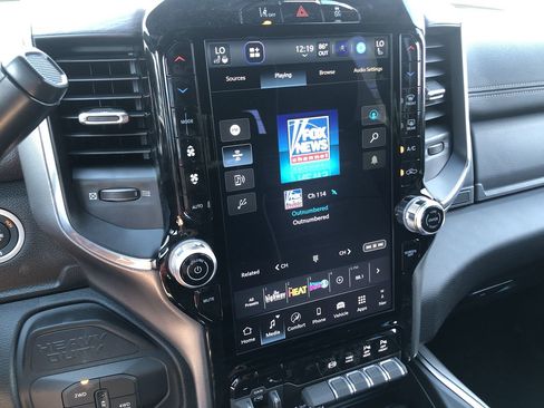 New 2025 RAM 2500 Laramie image 19