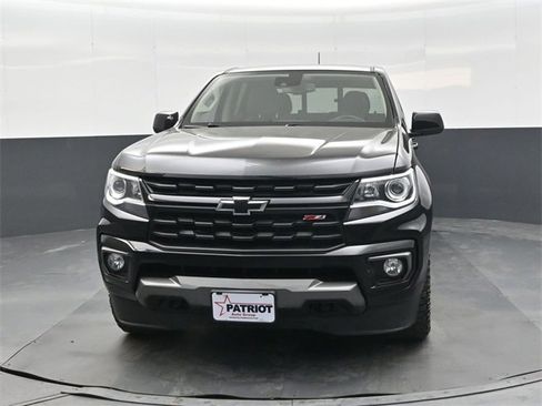Used 2022 Chevrolet Colorado Z71 w/ Z71 Midnight Edition image 9