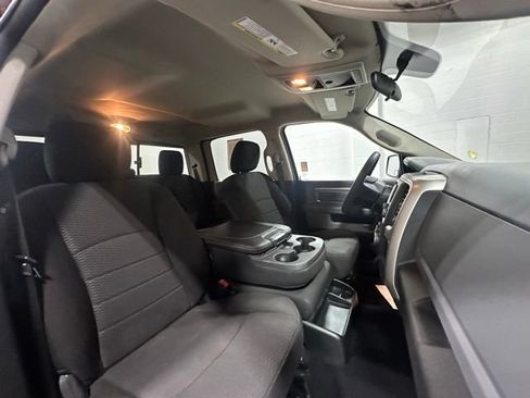 Used 2020 RAM 1500 Warlock AWD/4WD image 17