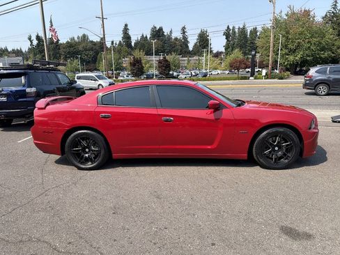 Used 2013 Dodge Charger R/T RWD image 10