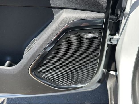 New 2025 GMC Acadia Elevation w/ Elevation Premium Package image 36